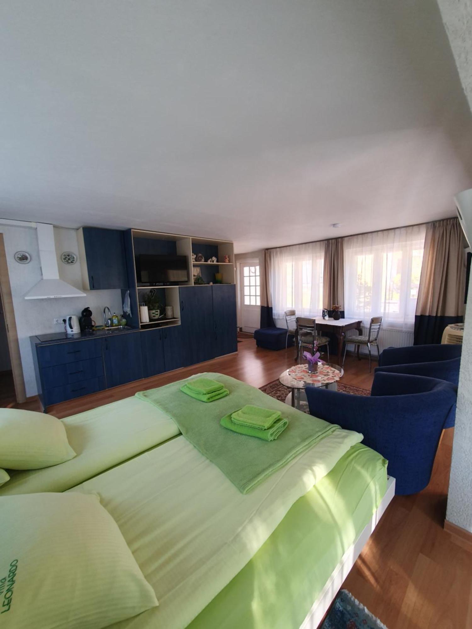 Villa Leonardo Ventspils Buitenkant foto