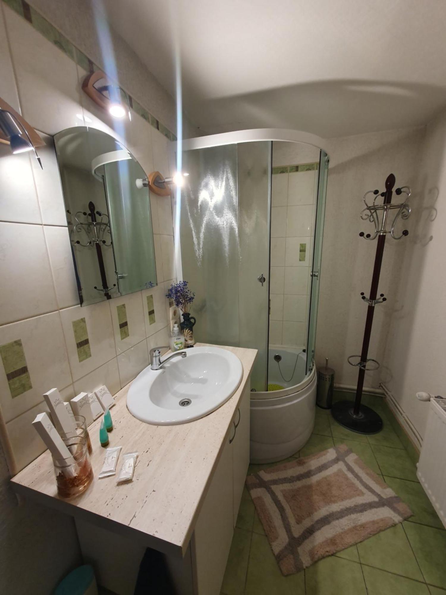 Villa Leonardo Ventspils Buitenkant foto