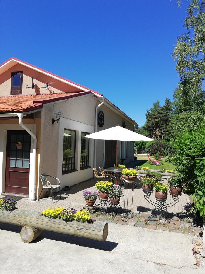 Villa Leonardo Ventspils Buitenkant foto